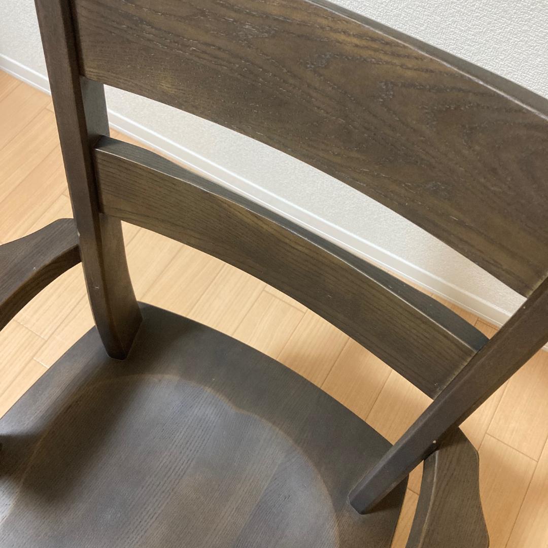 【美品】回転式 ダイニングチェア 木製 アーム付き 天然木 ナチュラルブラウン