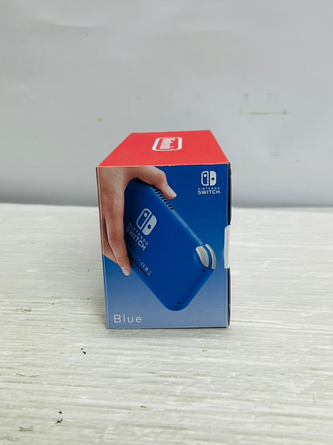 ★未使用品★極美品Nintendo Switch Lite ブルー