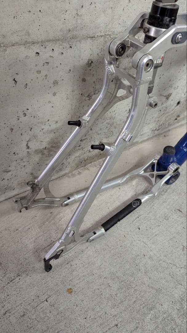 GT LTS 1000DS オールドMTB フルサスペンションフレーム - メルカリ