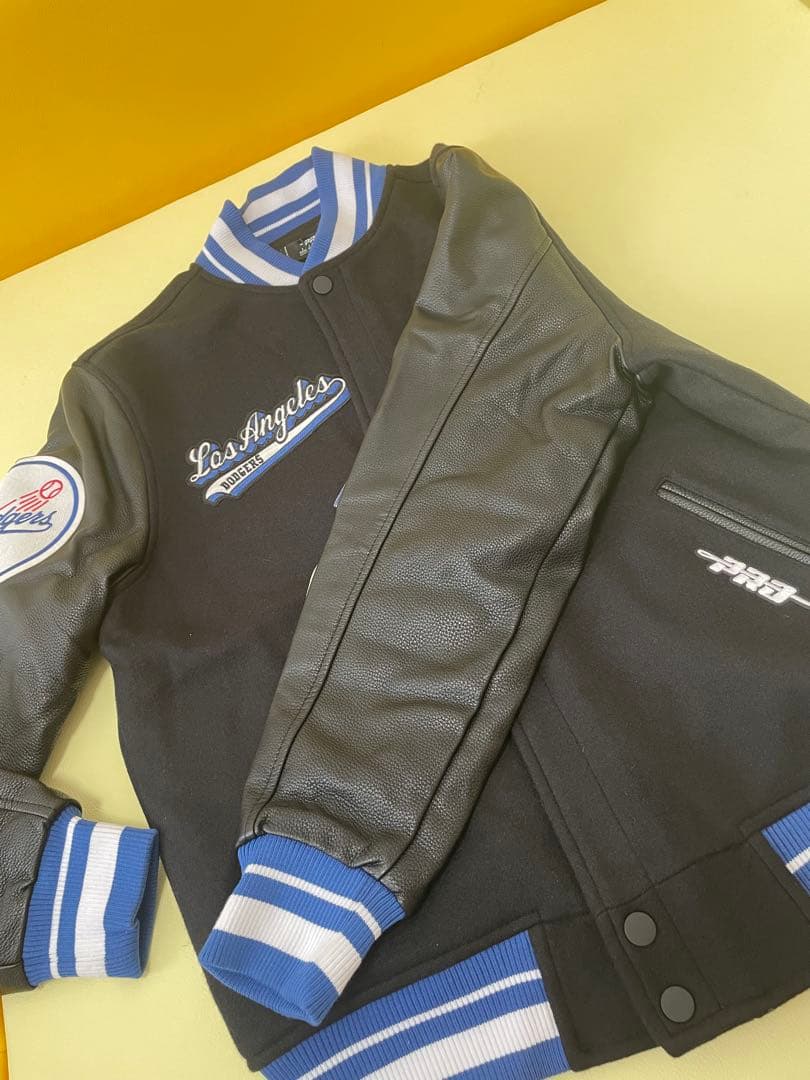 【タグ付き】PRO STANDARD ロサンゼルスドジャース ジャケットMサイズ