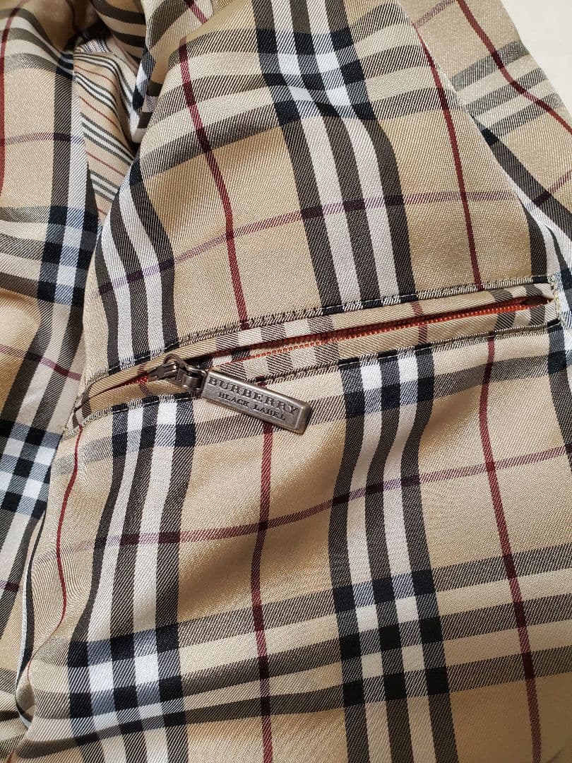 【最終sale・美品】バーバリーブラックレーベル ダウン 茶色 サイズL