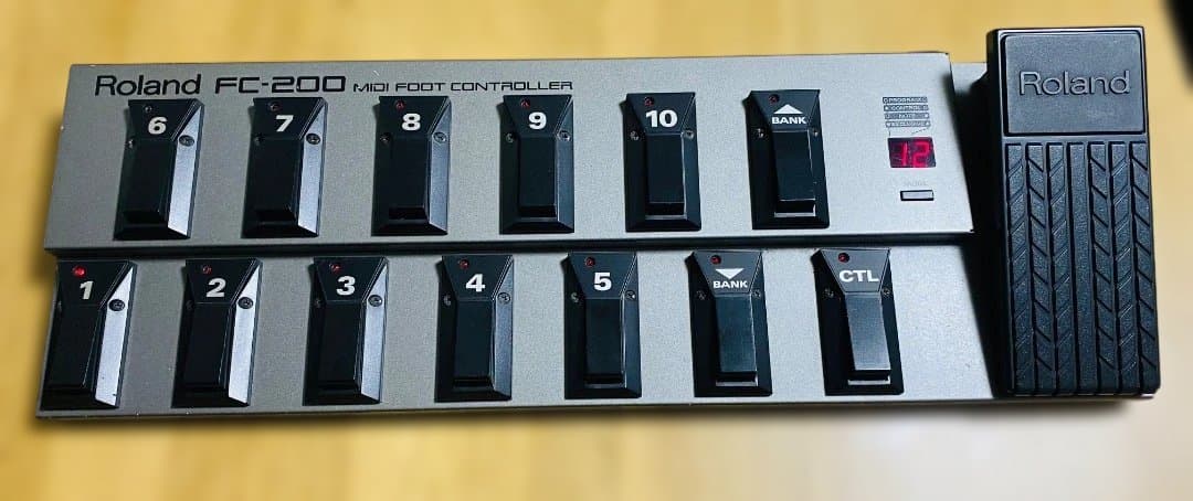 DTM・DAW Roland FC-200 MIDI Foot Controller