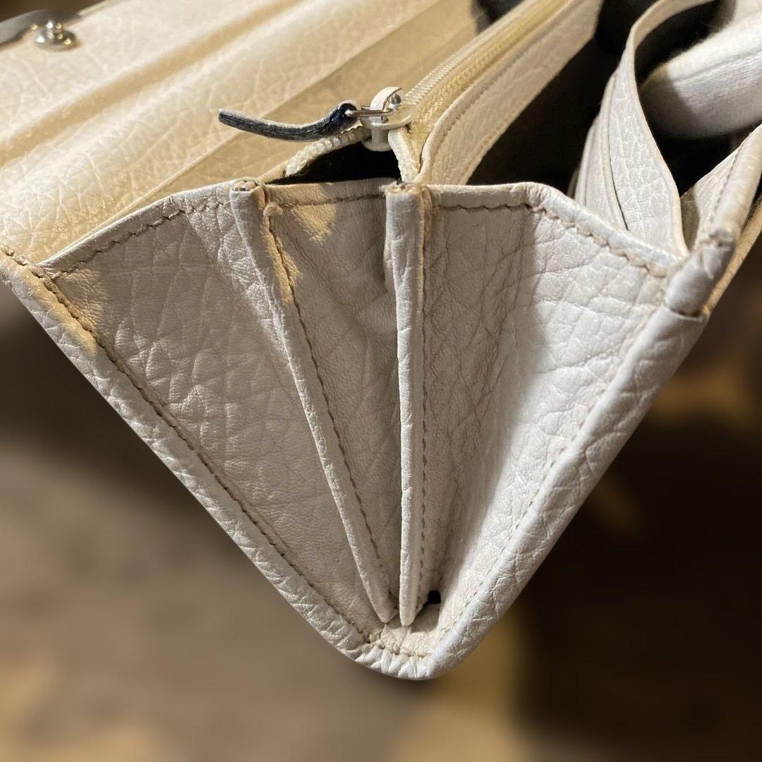 GUCCIグッチ キャンバス 二つ折り 長財布