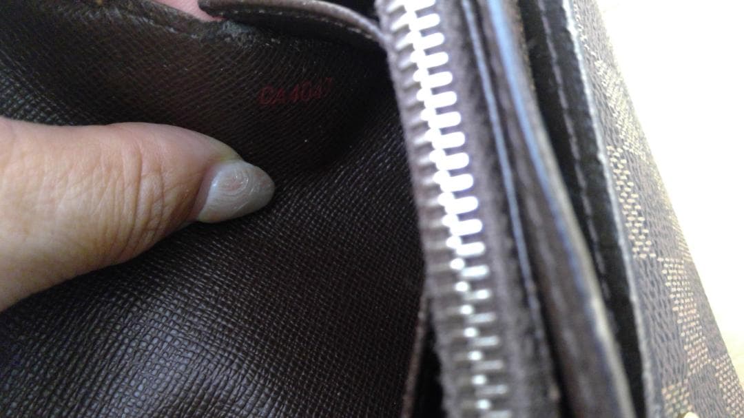 LOUISVUITTON ルイヴィトン 長財布 ポルトフォイユサラ ダミエ