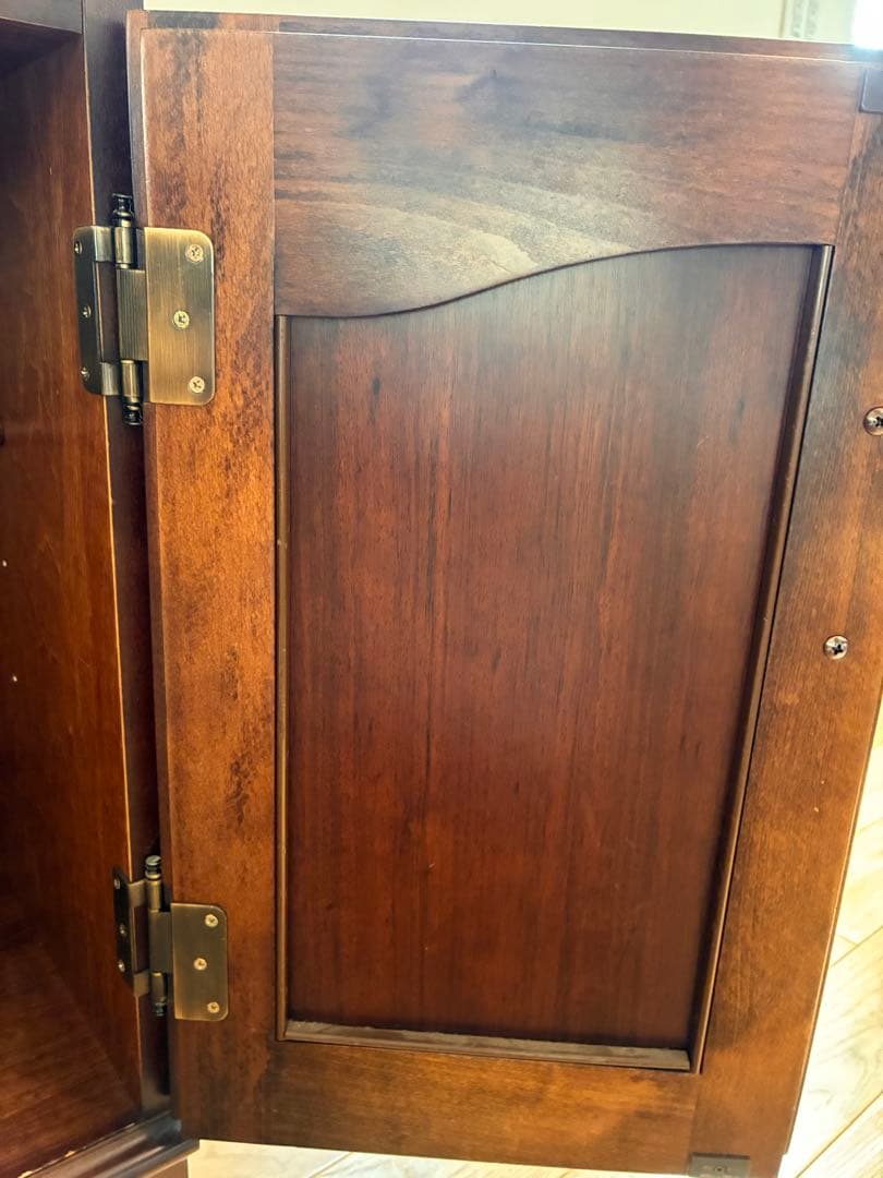 週末限定SALE⭐︎カリモク　コロニアルキャビネット