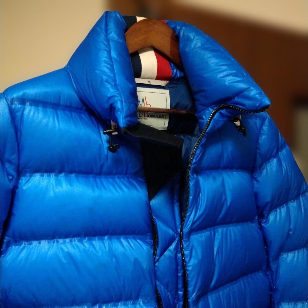 モンクレールグルノーブル ダウンジャケット