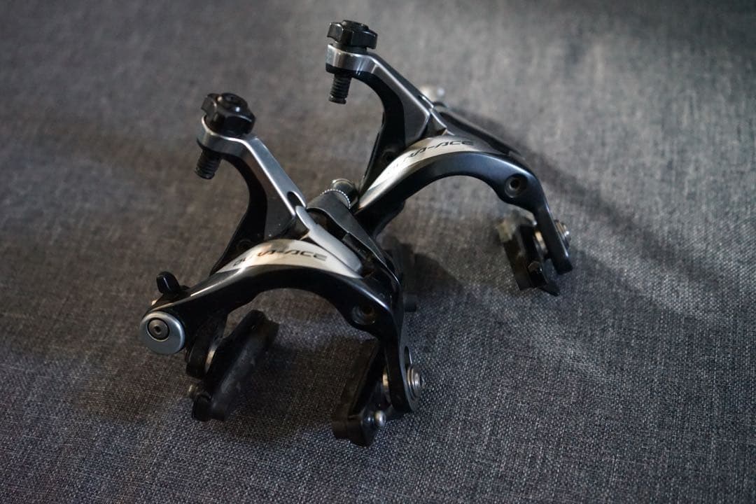 DURA-ACE キャリパーブレーキ ブラック/シルバー