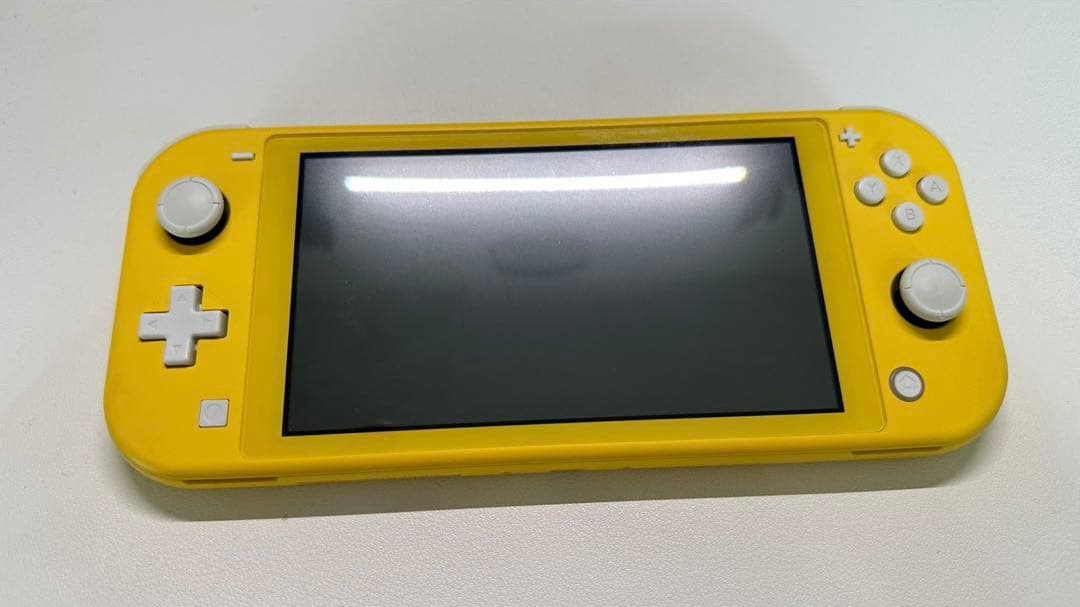 Nintendo Switch Lite イエロー 本体 充電器 ケース 箱付き