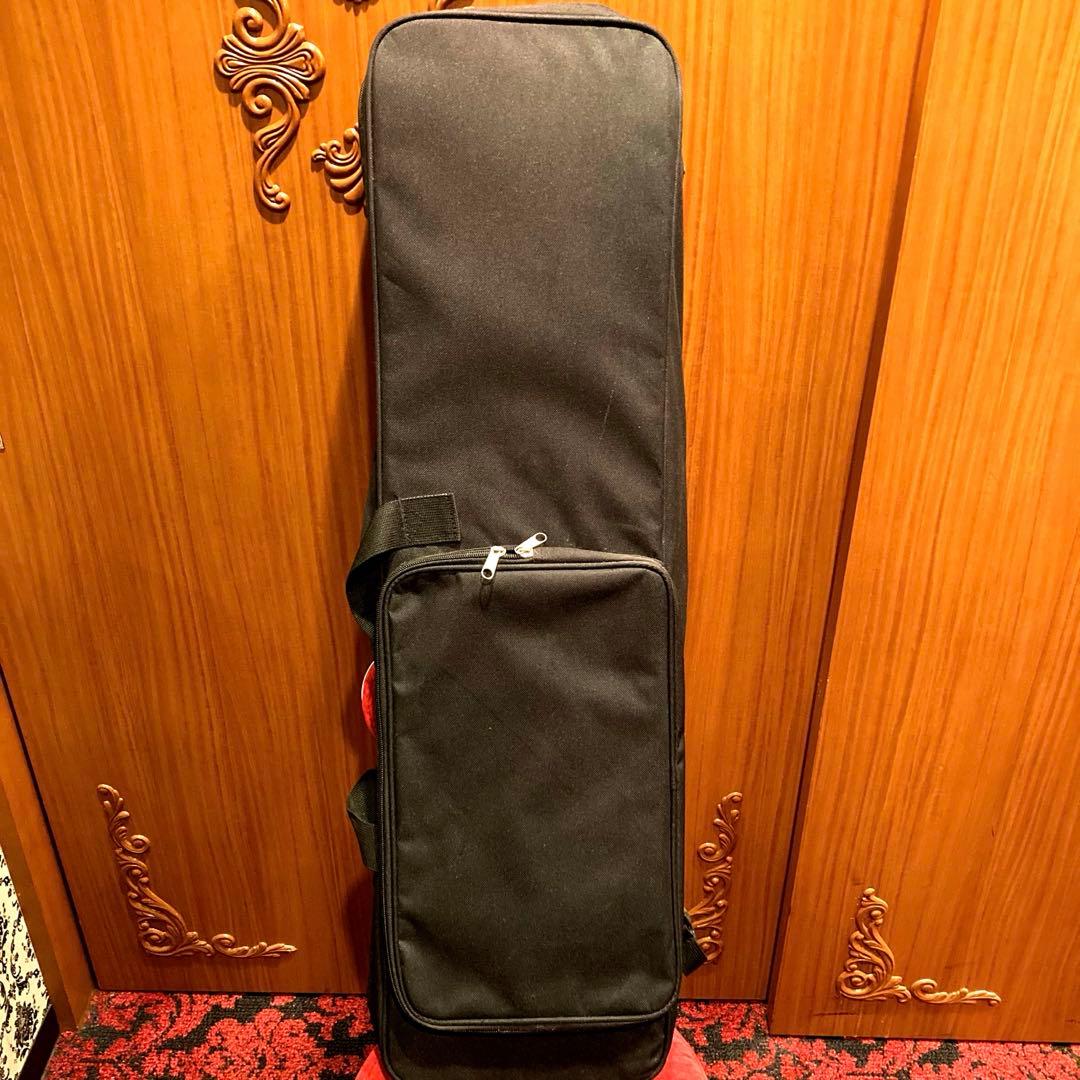 沖縄三線 本蛇皮強化張り☆ 黒塗り棹 ソフトケース付き！美品