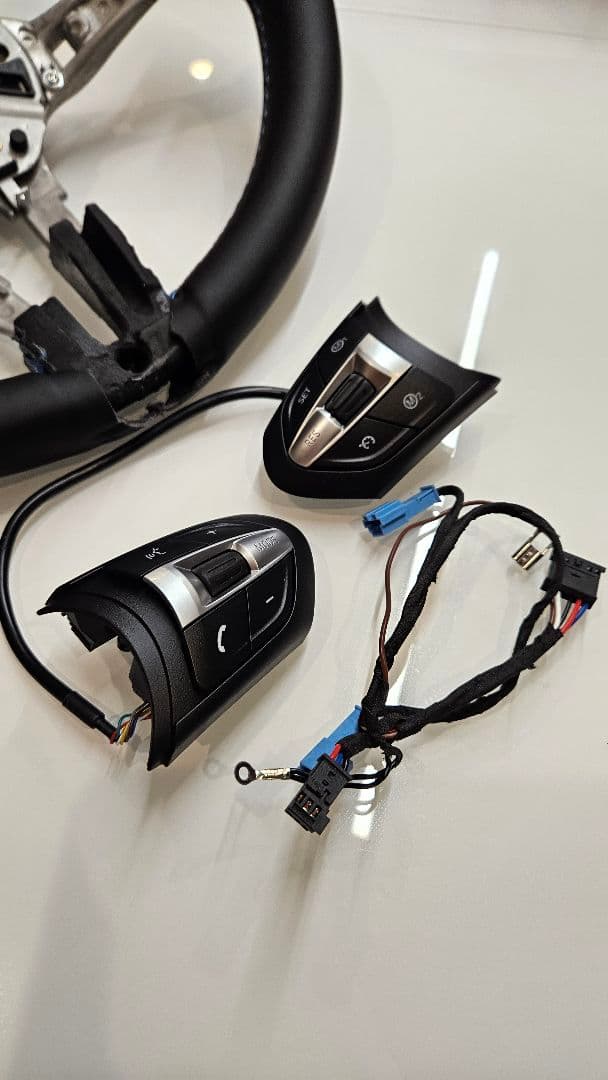 HEROページ　BMW　 F2X 　F3X 　Mステッチ　 新品