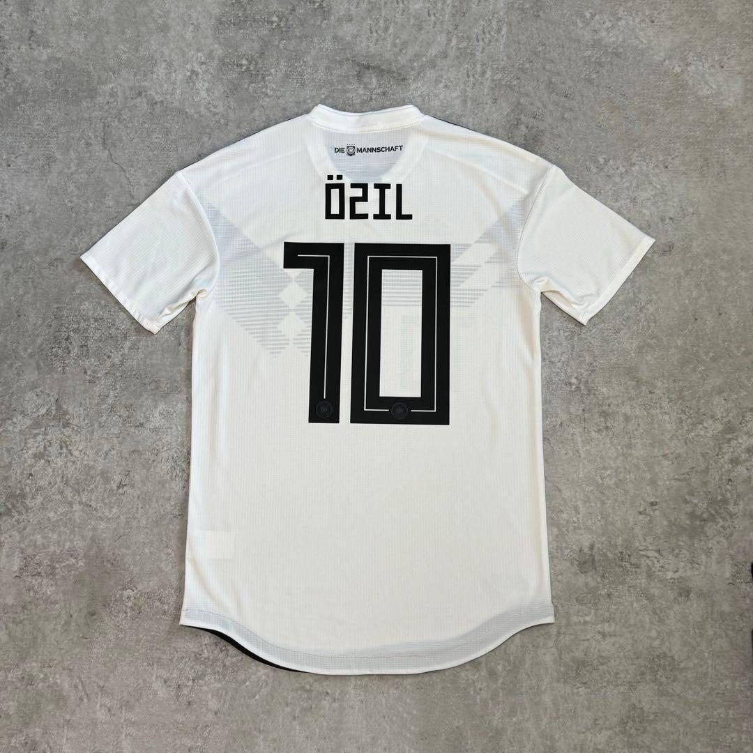 ドイツ代表 2018 #10 エジル オーセンティック ユニフォーム