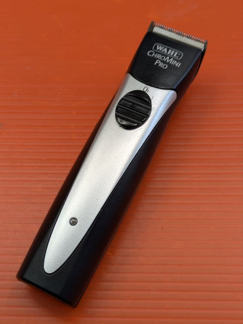 [中古再生品]WAHLクロミニ充電器セット 未使用刃　トリマーバリカン