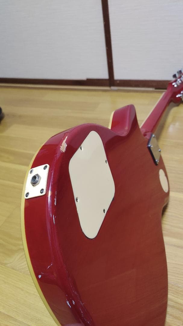 Maestro by Gibson LesPaul (ケース付き)