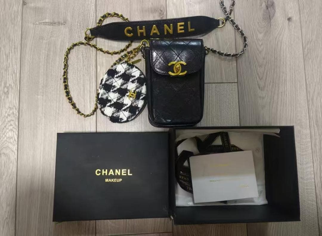 VIPスマホショルダーバッグ ブラック