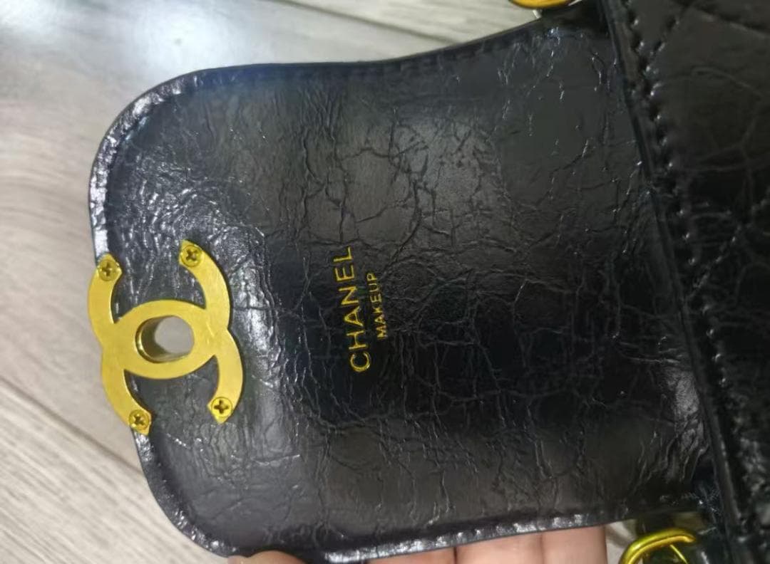 VIPスマホショルダーバッグ ブラック