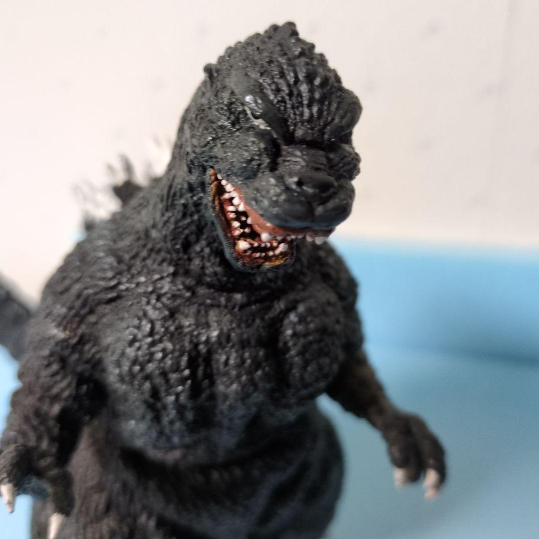 海洋堂ゴジラ(ギドゴジ) 1991 酒井ゆうじ ソフビキット完成品！ - メルカリ