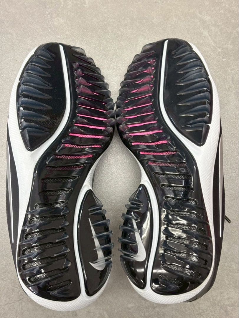 未使用 Nike Golf ゴルフシューズ 23.5cm LUNARLON