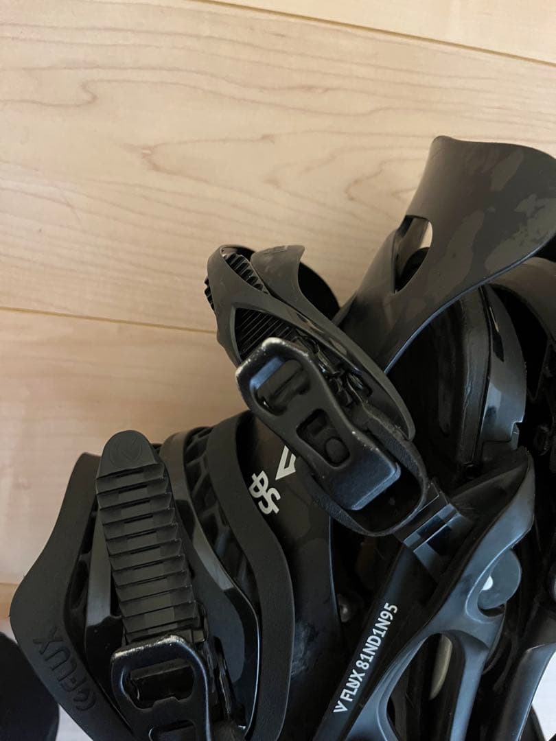 FLUX ビンディング　ブラック