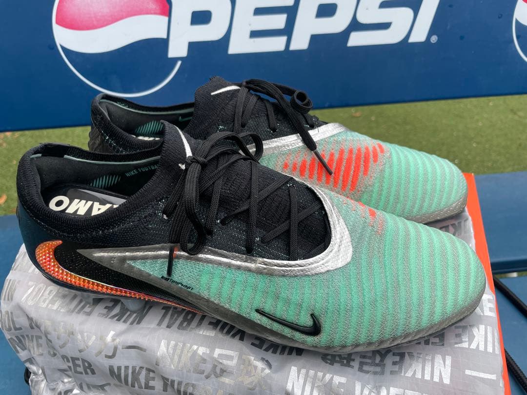 ナイキファントム6 LOW エリート LE FG 26.5 NIKE