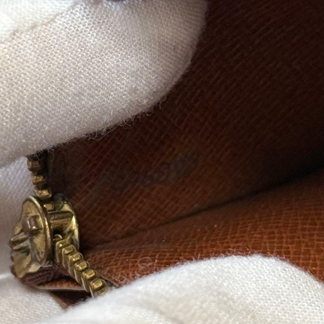 LOUIS VUITTON ルイヴィトン 長財布 モノグラム 二つ折り財布