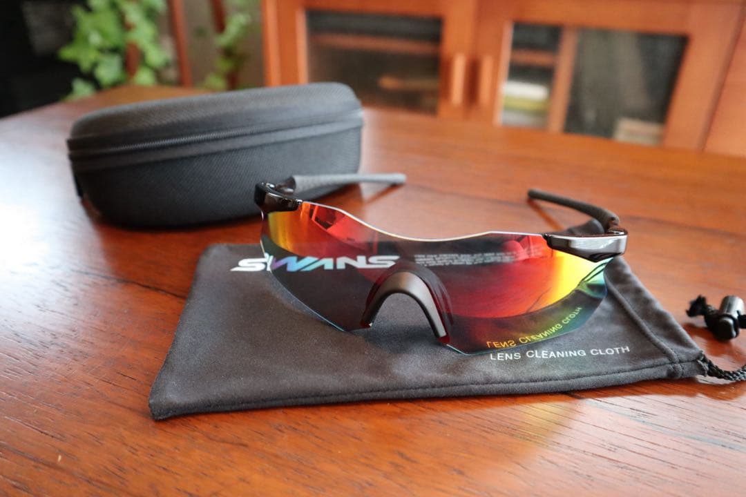 【美品】SWANS スポーツサングラス