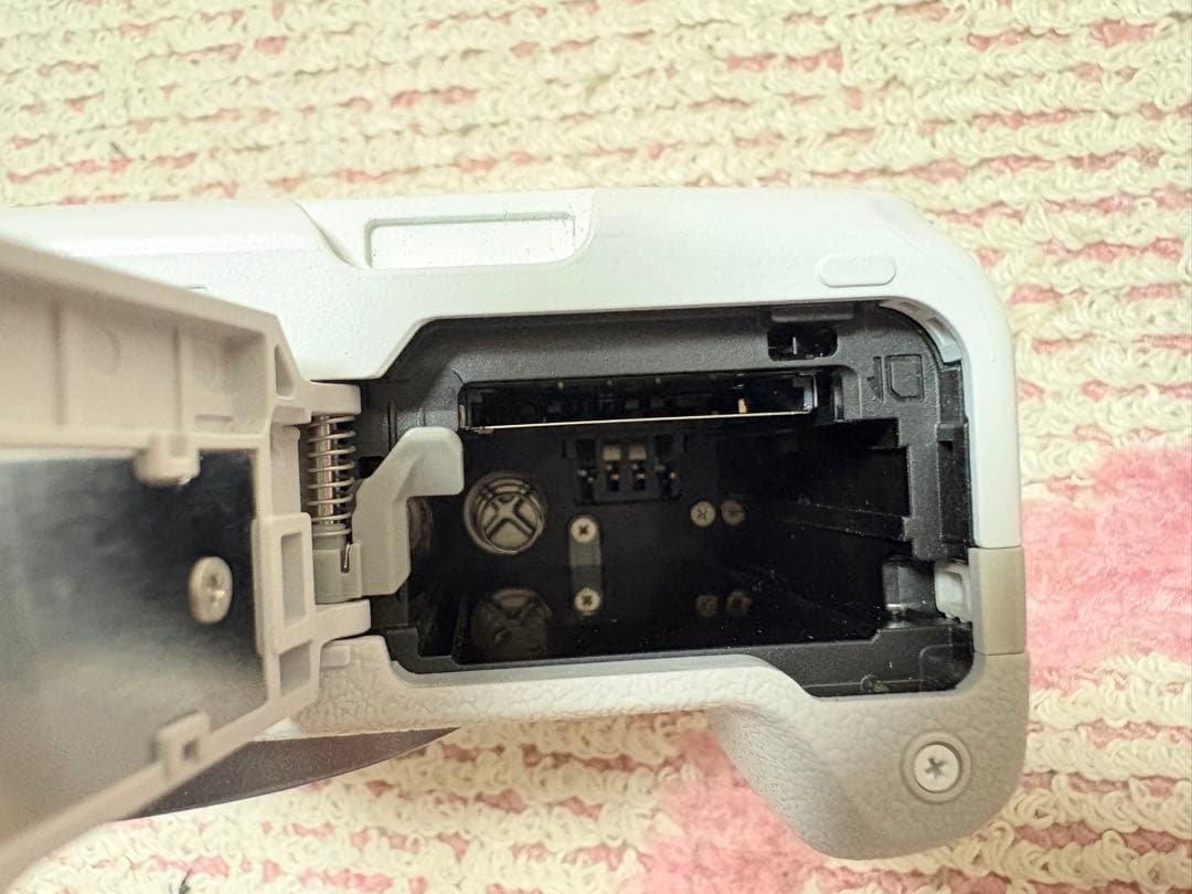 Canon EOS R50 ホワイト 2セットレンズ付きSDカード付き