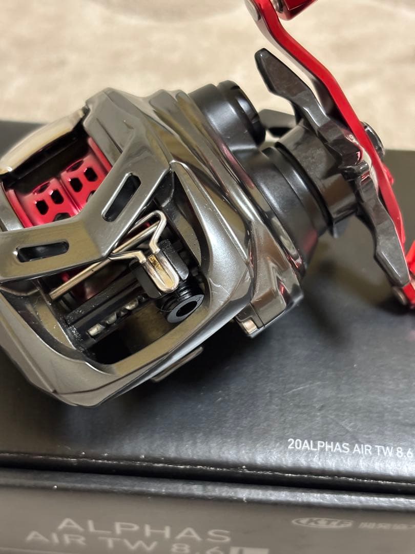ダイワ　アルファス AIR TW 8.6L RCSB BFハンドル 75mm