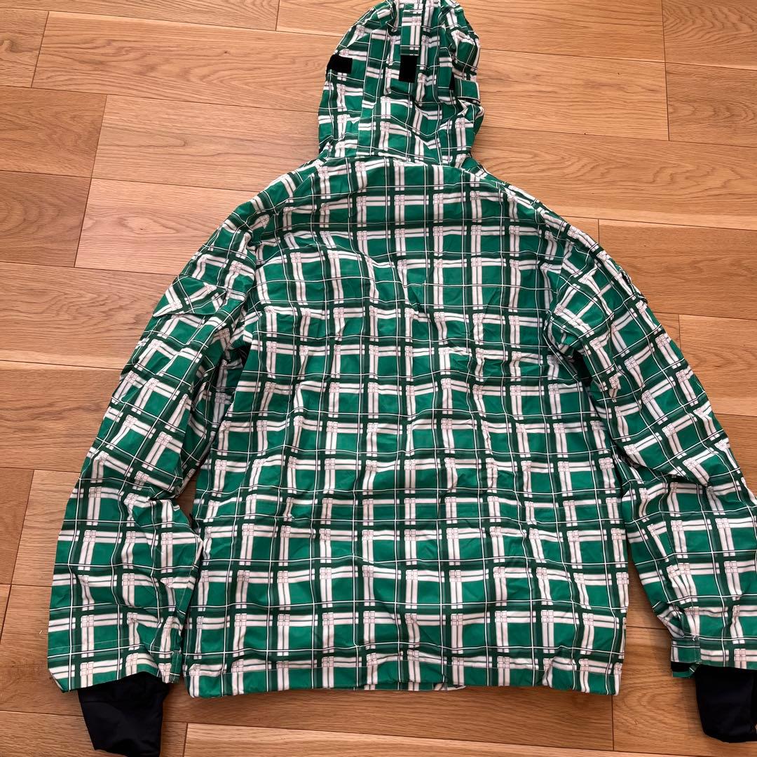 エスケープ　スノーボードウェア　チェック　サイズ