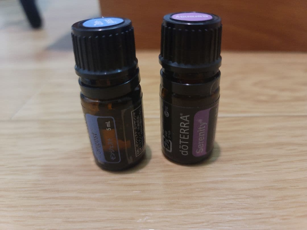 doTERRAアロマ木箱ケース付&森の音パステンタスロールオン&ローズロールオン