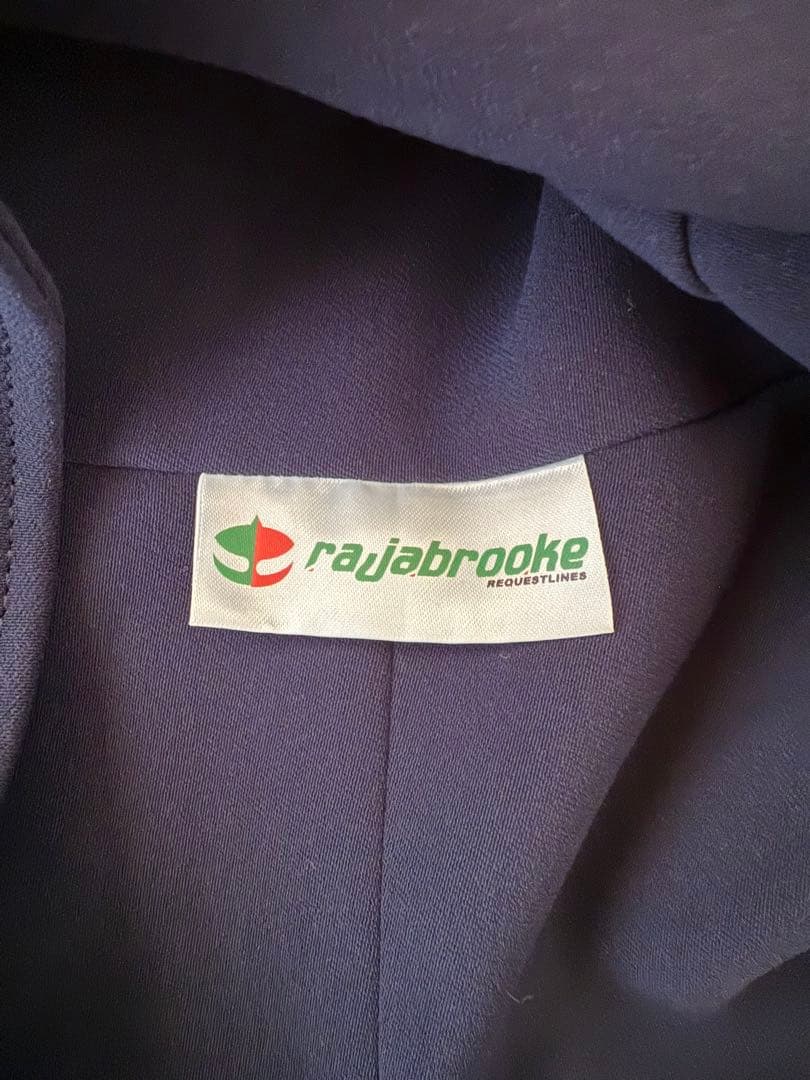 \"I&I STORE × RAJABROOKE\" HIJAB