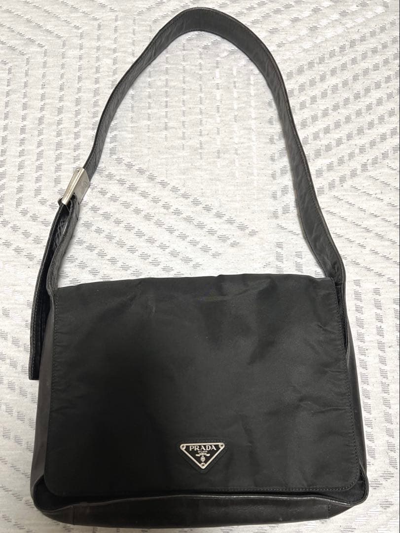 PRADA ショルダーバッグ ブラック ジャンク品！