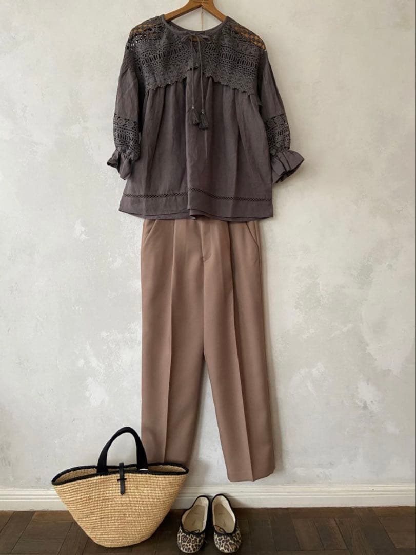 ✨もえ✨ CLOTH&CROSS ツイルセンタープレスパンツ