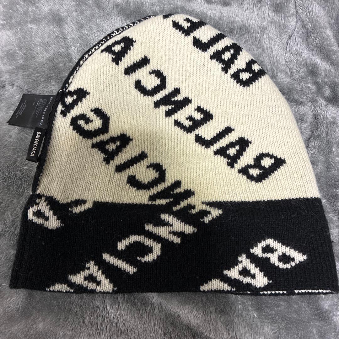 BALENCIAGA ニット帽 ブラック/ホワイト