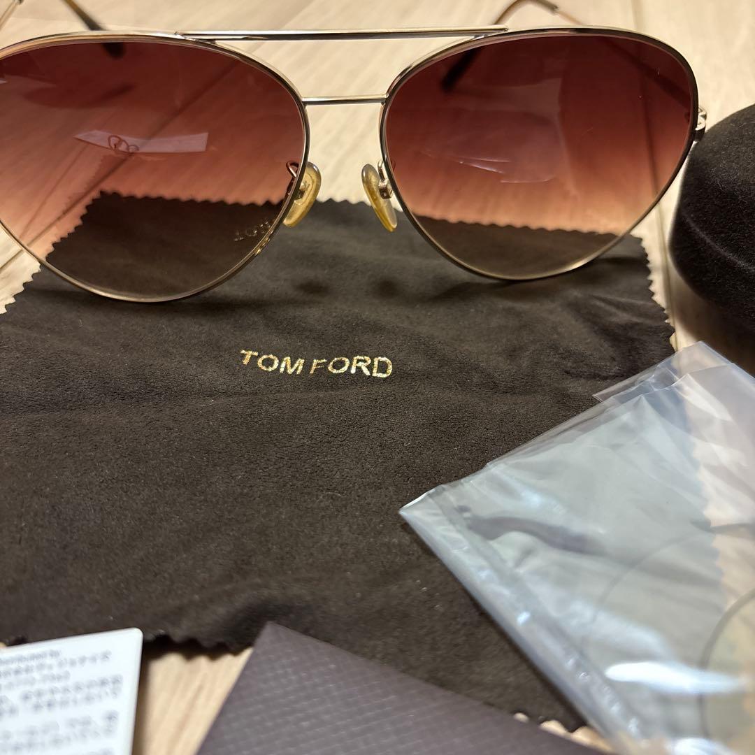 TOM FORD サングラス ブラウングラデーション