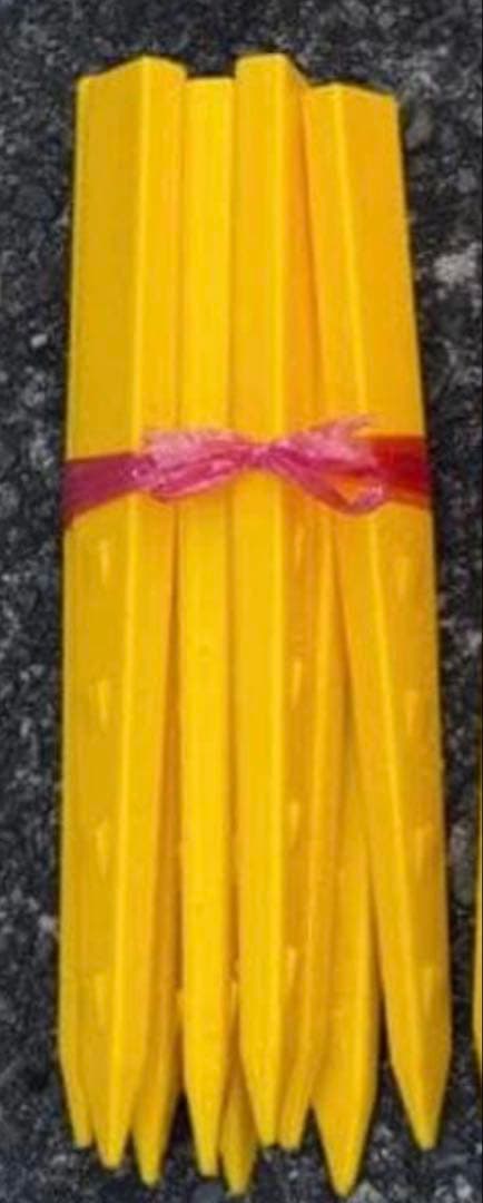 送料無料！プラスチック 杭 10本 黄色 - メルカリ