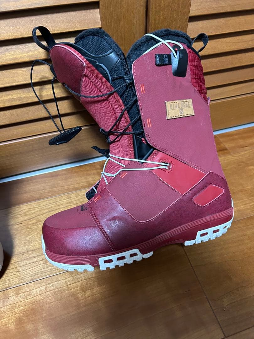 値下げラストSALOMON スノーボードブーツ レッド　26.5センチ