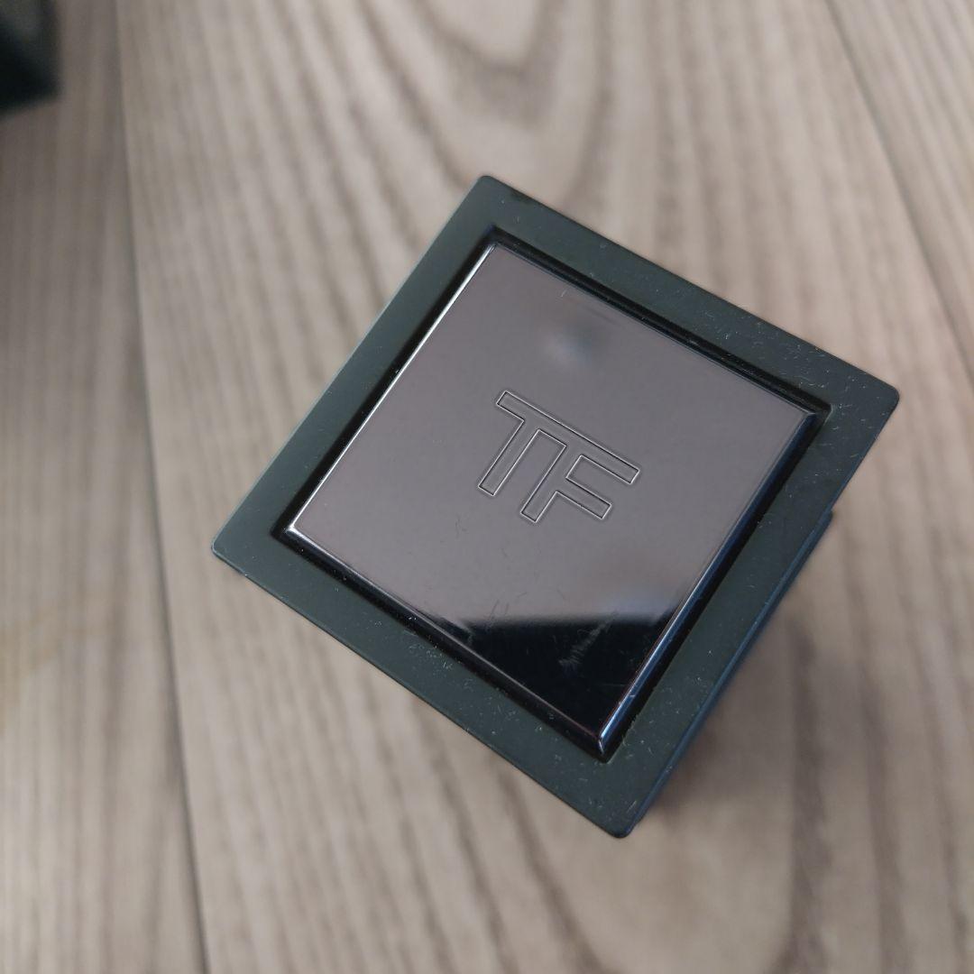 yzerr 　　トムフォード　ファビュラス 50ml