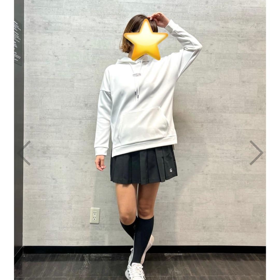 【Taylormade】新品✨S フード付きロゴトレーナー　スリット付き　秋冬