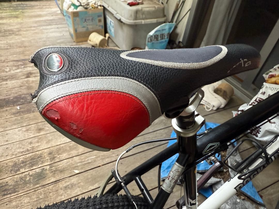 カナダ製　ロッキーマウンテンバイク ブリザードST3　タイヤ新品