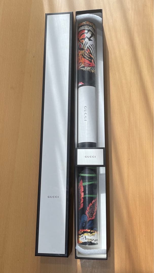 GUCCI 正規品 タイガー リーフ プリント ウォールペーパー（壁紙