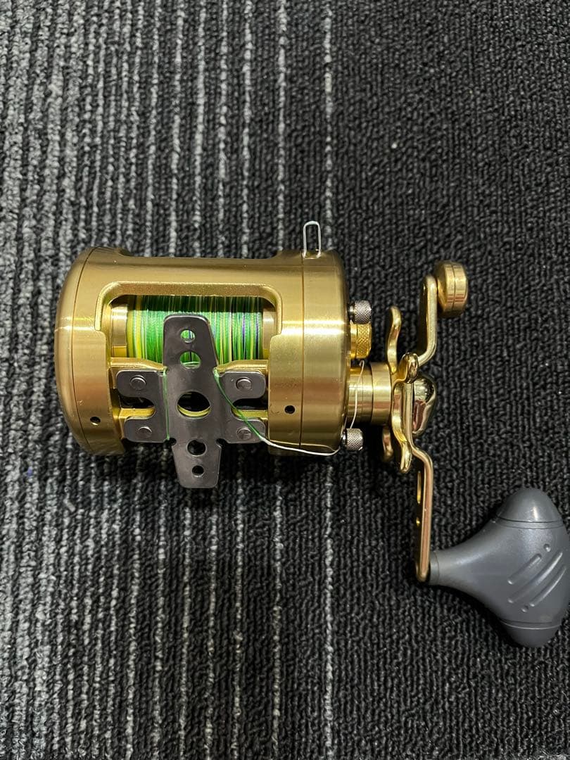FUSION 3ボールベアリング リール ゴールド
