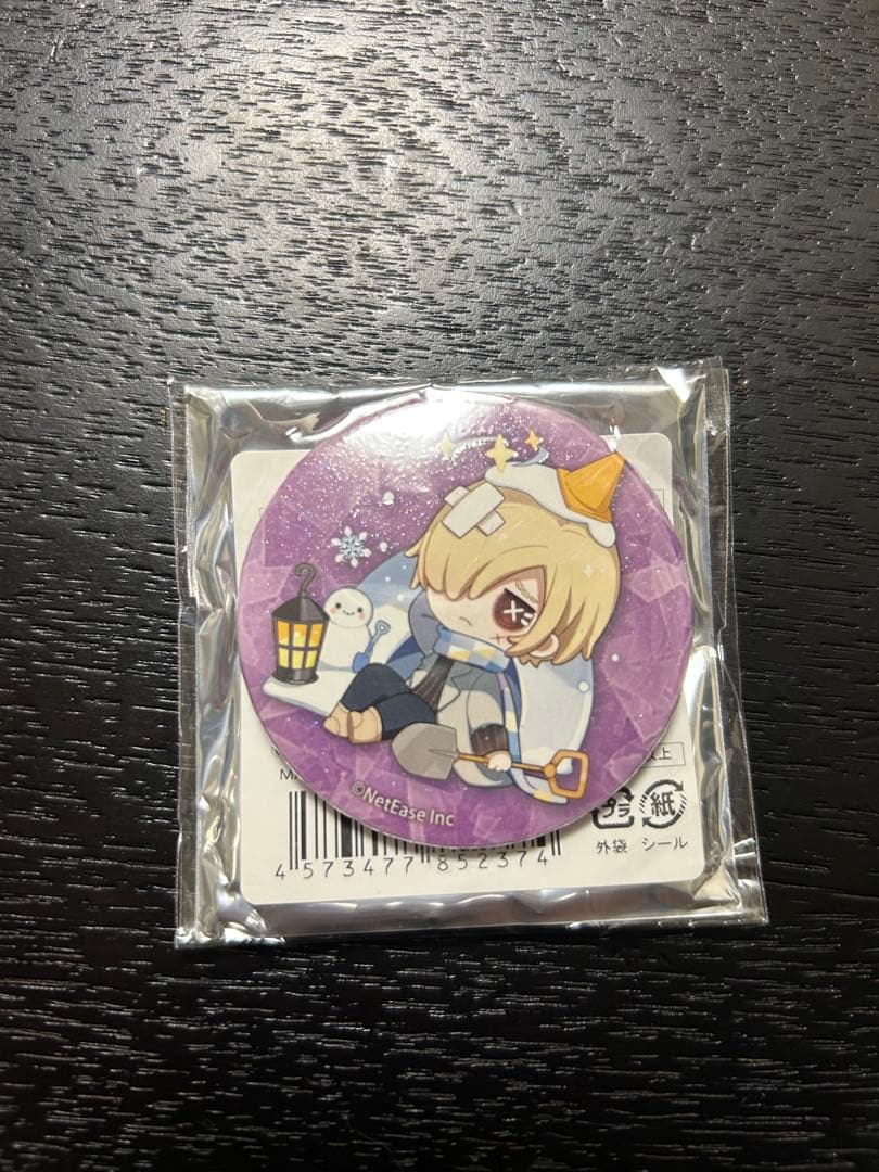 第五人格 墓守アンドルー スイパラwinterCafe 缶バッジ - メルカリ