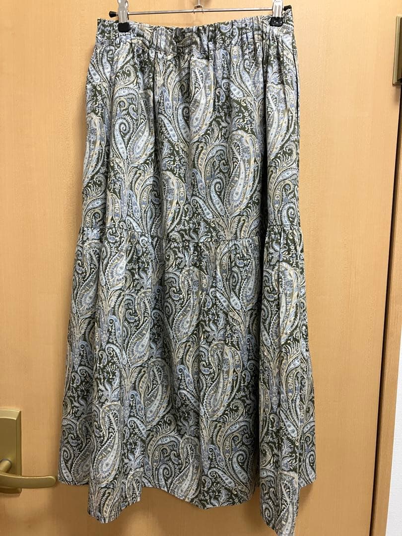 北欧暮らしの道具店　リバティプリントのティアードスカート ペイズリー柄