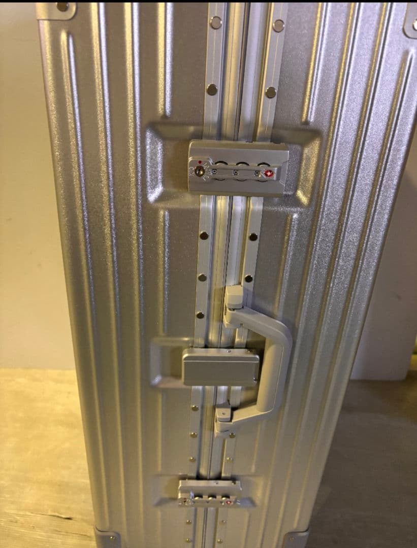 u*3様 【XL】スーツケース アルミフレーム キャリー ケース機内