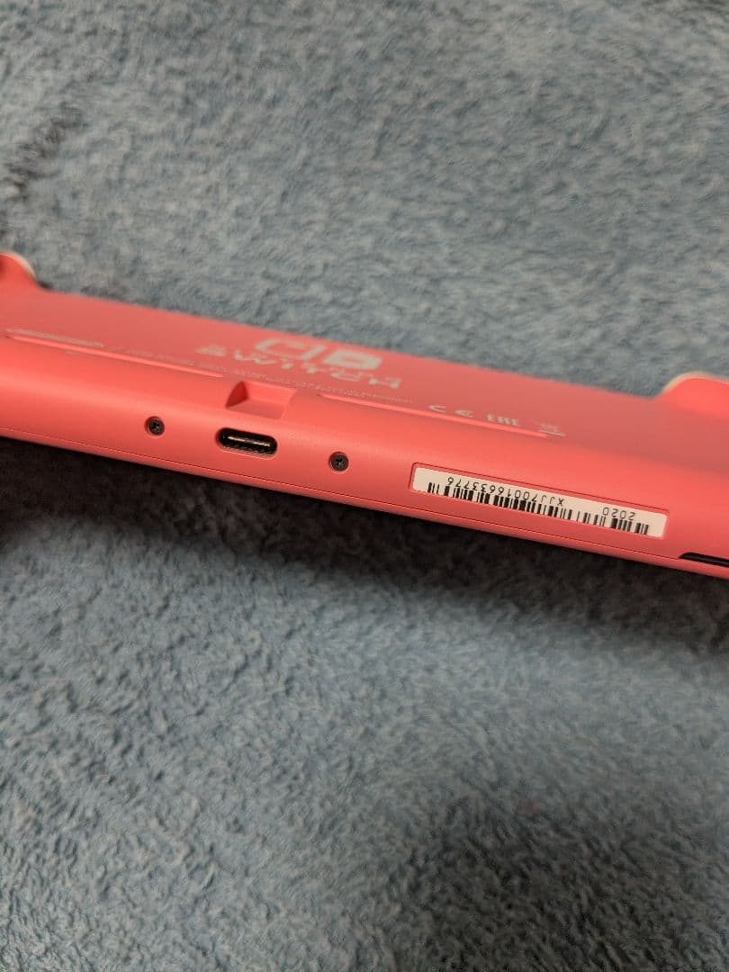 Nintendo Switch Lite コーラル + ケース