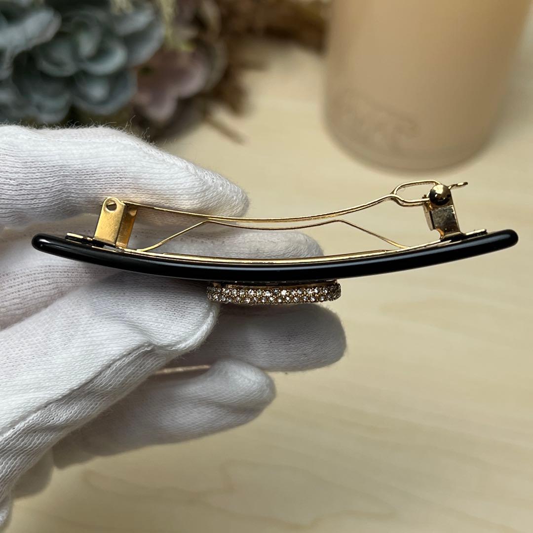 現行品 ヴァレンティノ Vロゴ シグネチャー ヘアクリップ スワロフスキー