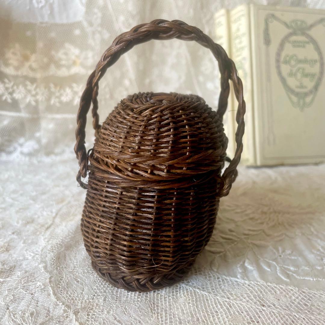 ドールパニエ　焦茶色　フランスアンティーク 人形用 ミニ プチ カゴ 籠 かご