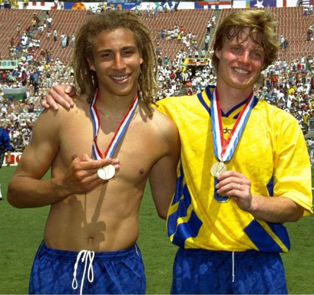 ワールドカップ1994 スウェーデン代表ラーション ヴィンテージユニフォーム