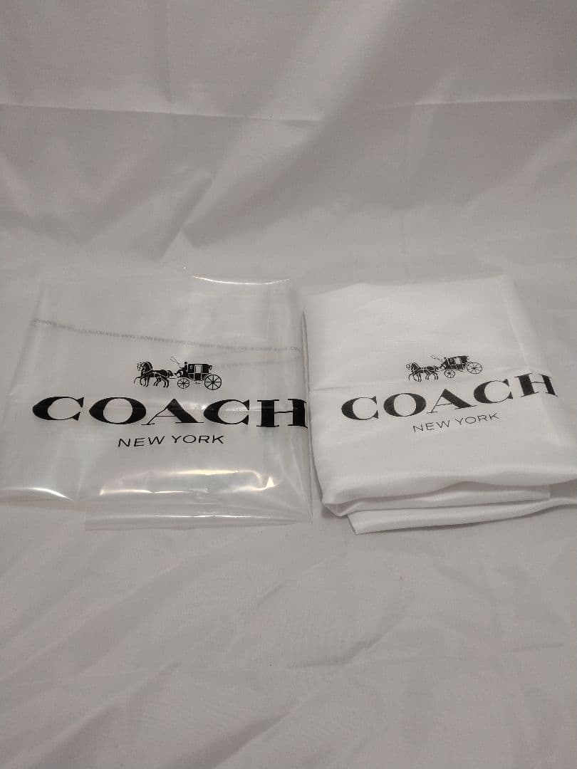 【新品未使用】Coach コーチ ミニーマウス リュック　ベージュ