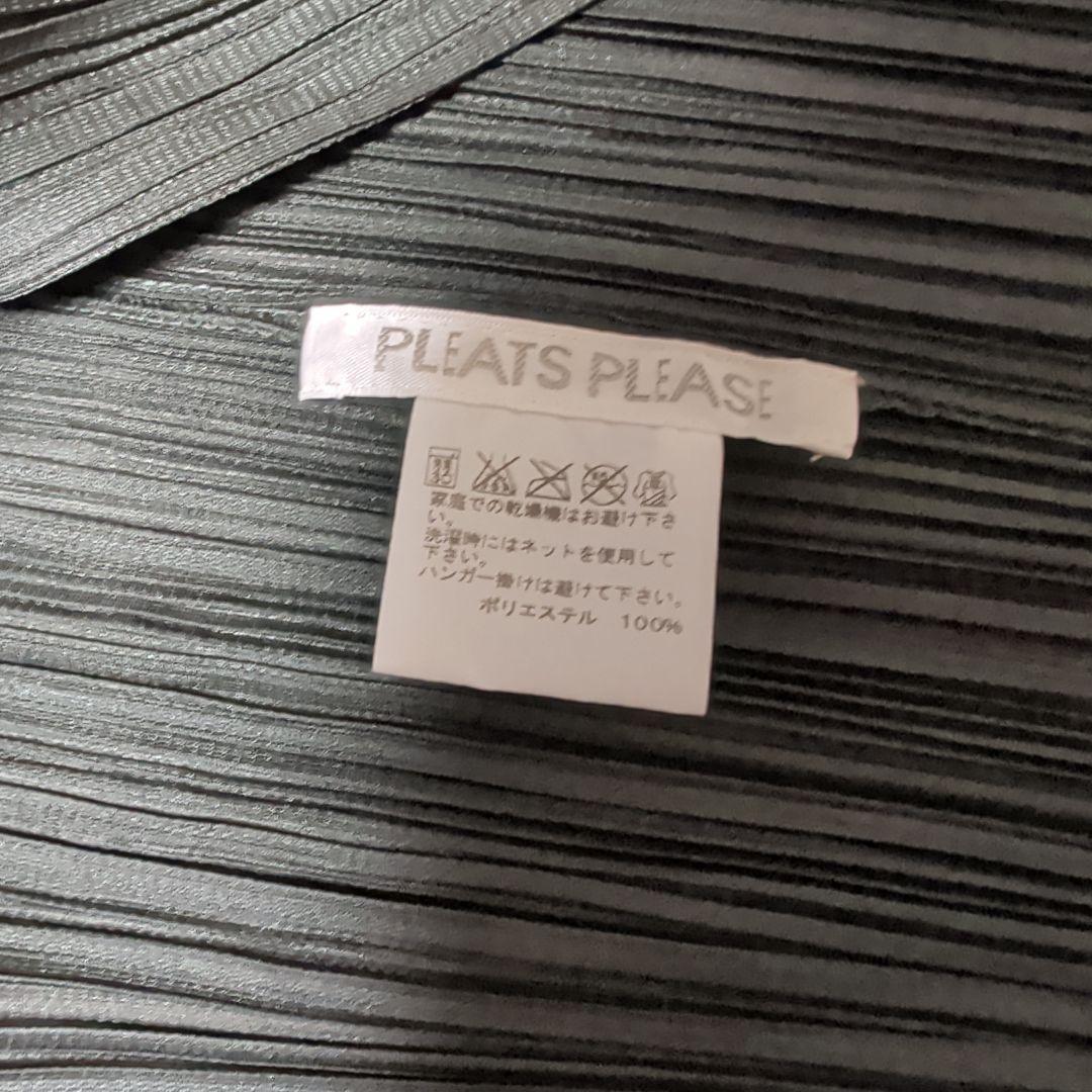 PLEATSPLEASE ISSEY MIYAKE タートルネックポンチョ